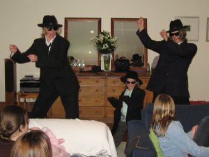 Saskia, Hannah, Elly