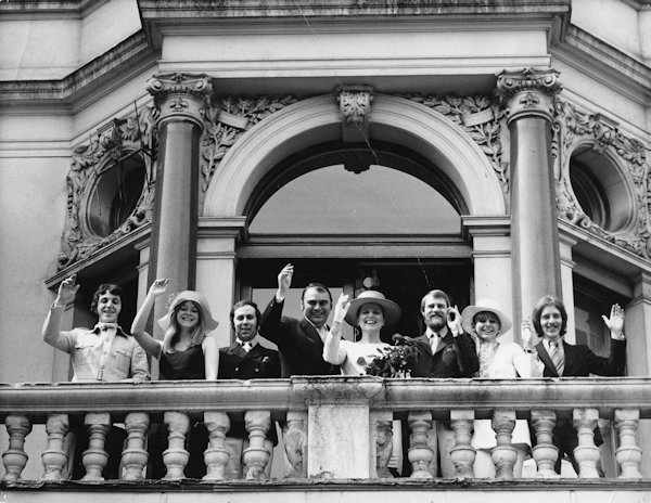 John Cresswell Associates: Dave Kelly, Avril Rogers, Philip Milner-Jones, John Cresswell, Roma Cresswell, Alan Saunders, Sue Warner, Raymond Head