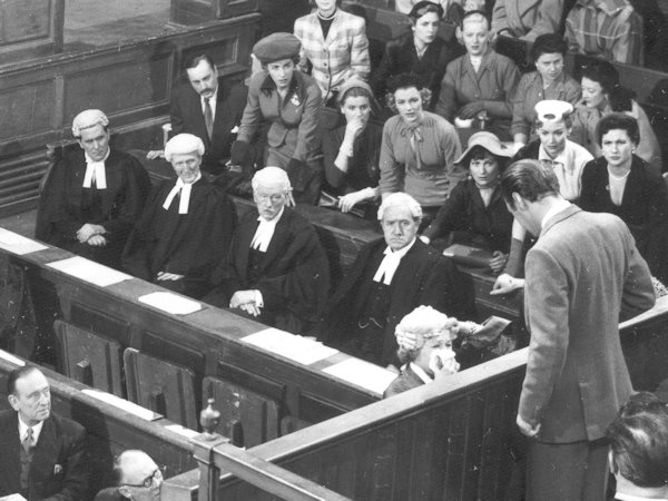 "The Constant Husband" (1955): Rex Harrison is in the dock, Roma is in the second row, third from the left